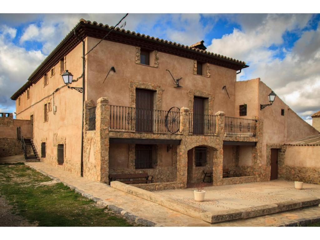 Masia Los Camineros Cella Exteriör bild